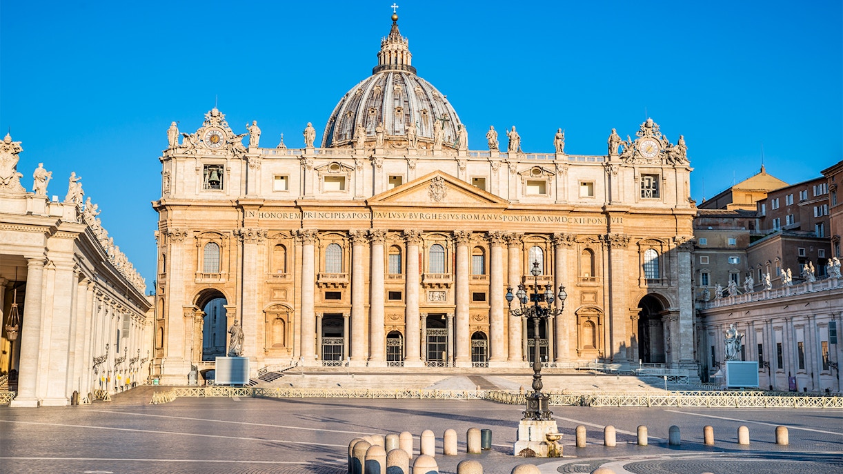 Antigua Basílica de San Pedro | Historia y Arquitectura